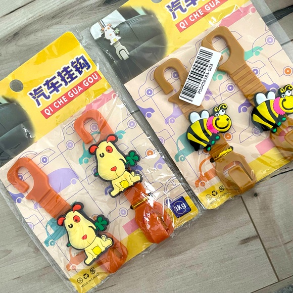 Car headrest hangers - Picture 1 of 3